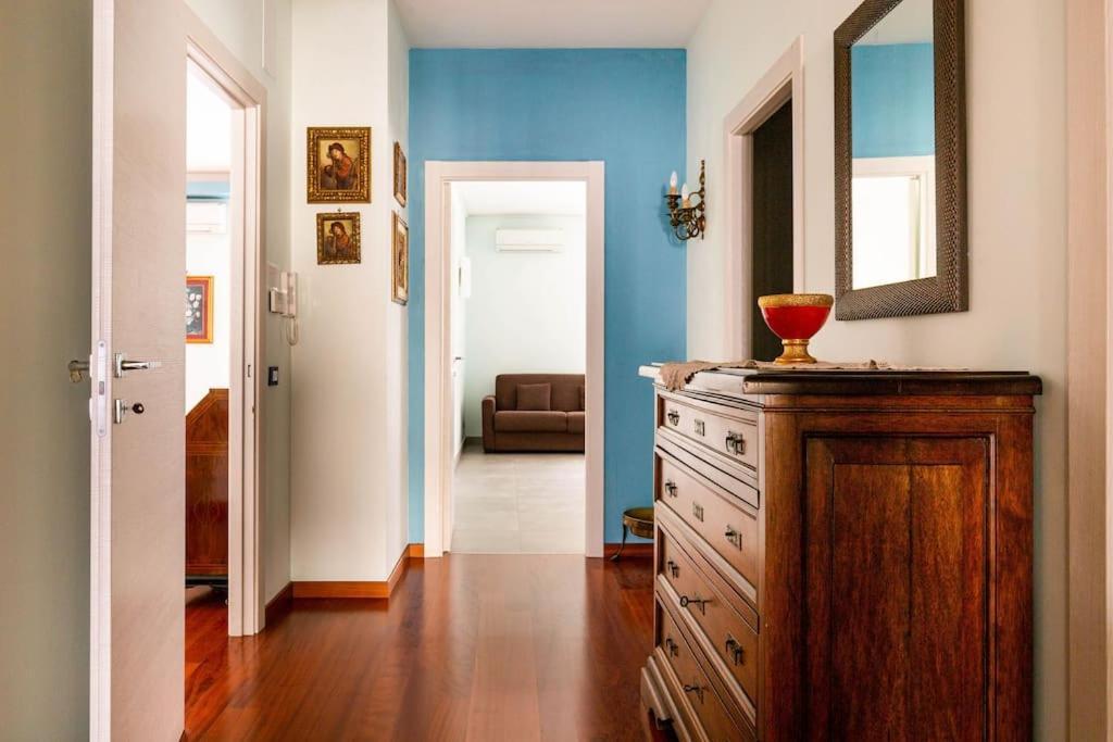 Palermo Old Style - Boutique Apartment With Terrace In Center City Luaran gambar