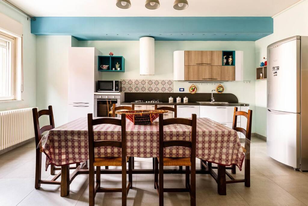 Palermo Old Style - Boutique Apartment With Terrace In Center City Luaran gambar